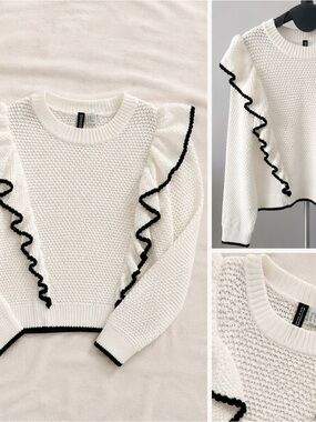 H&M White Textured Ruffle Knit Sweater | Black Contrast Trim | Size Medium